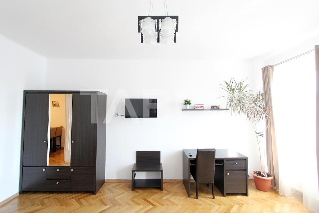 4 garsoniere pregatite pentru regim hotelier in Centrul Istoric Sibiu