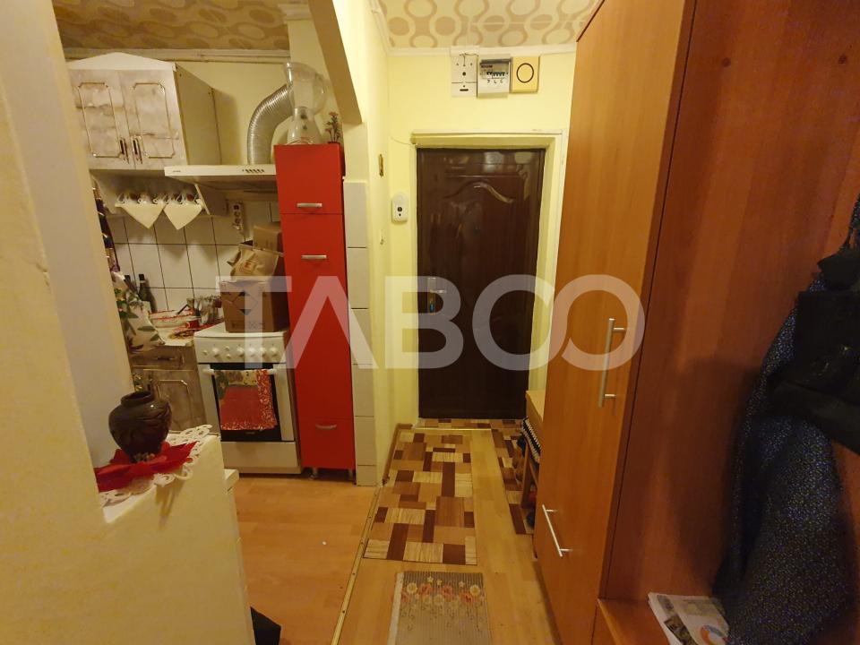 Apartament 2 camere 40 mp utili parter zona Tudor Vladimirescu