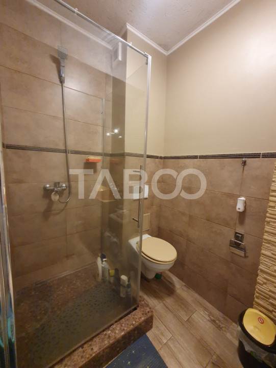 Apartament 2 camere 45 mpu balcon etaj intermediar zona Doamna Stanca