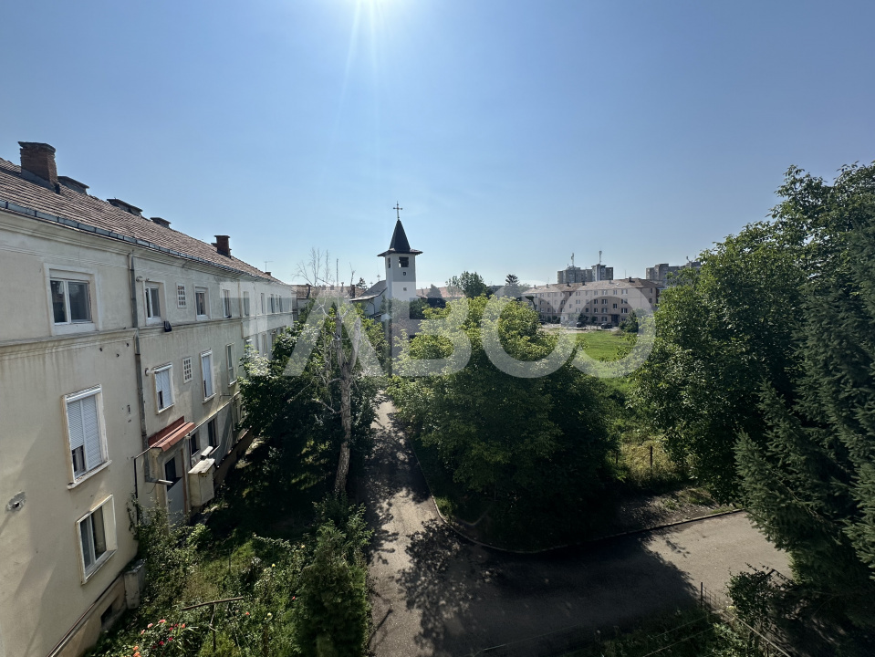 Apartament 2 camere 47 mpu decomandat 2 boxe la subsol garaj etaj 2