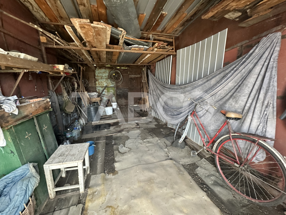 Apartament 2 camere 47 mpu decomandat 2 boxe la subsol garaj etaj 2