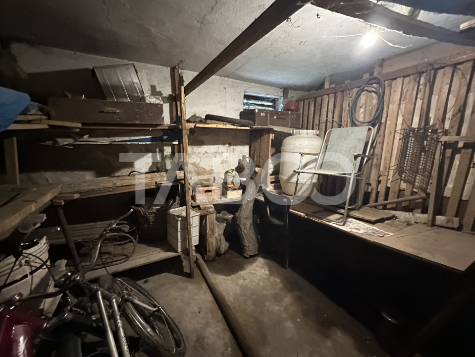 Apartament 2 camere 47 mpu decomandat 2 boxe la subsol garaj etaj 2