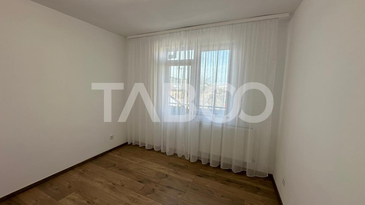 Apartament 2 camere balcon modern loc de parcare zona Turnisor Sibiu