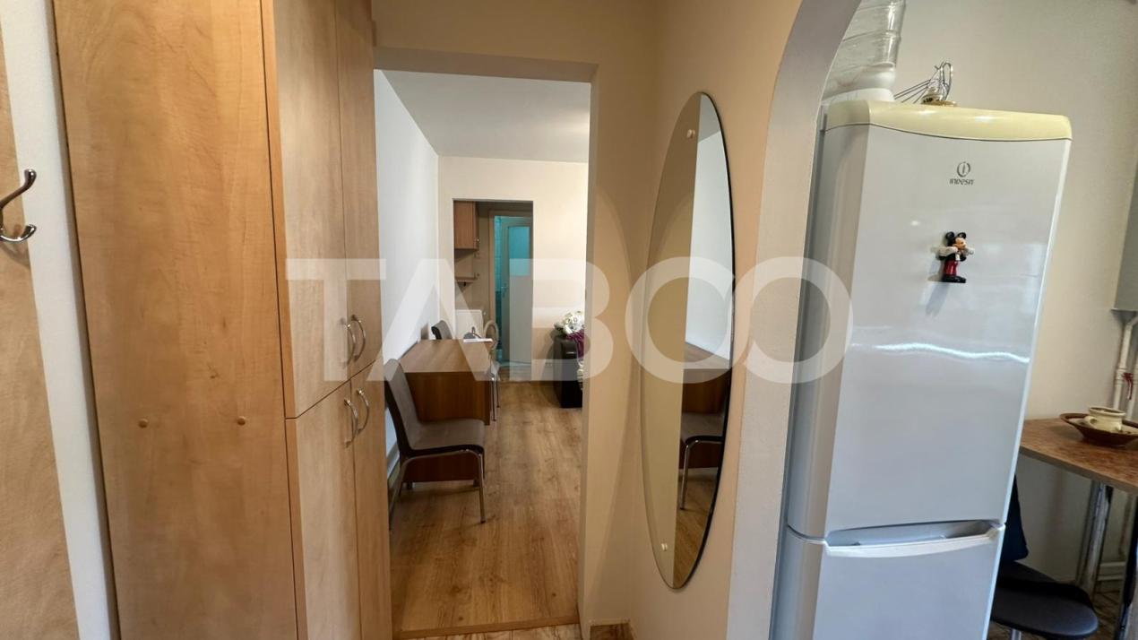 Apartament 2 camere balcon pivnita zona Rahovei Sibiu 