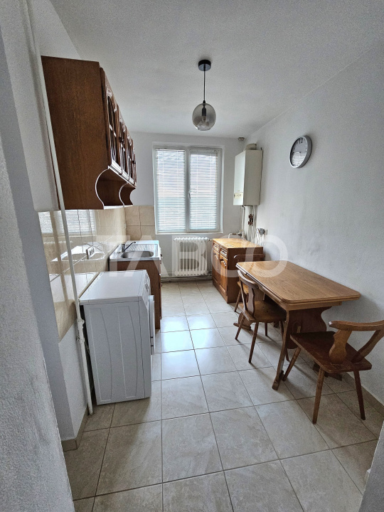 Apartament 2 camere complet mobilate si utilate boxa la subsol Fagaras