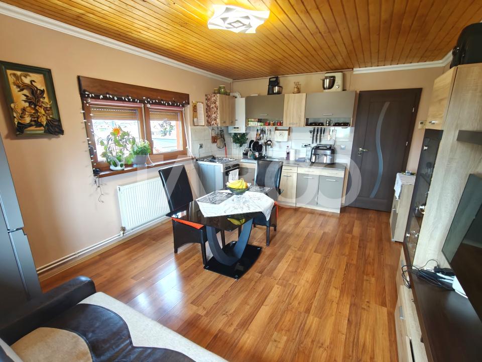 Apartament 2 camere cu balcon de vanzare -complet mobilat - COMISION 0