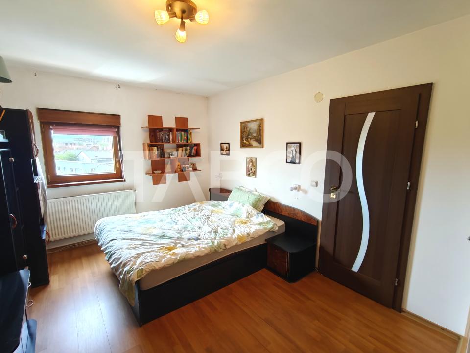 Apartament 2 camere cu balcon de vanzare -complet mobilat - COMISION 0