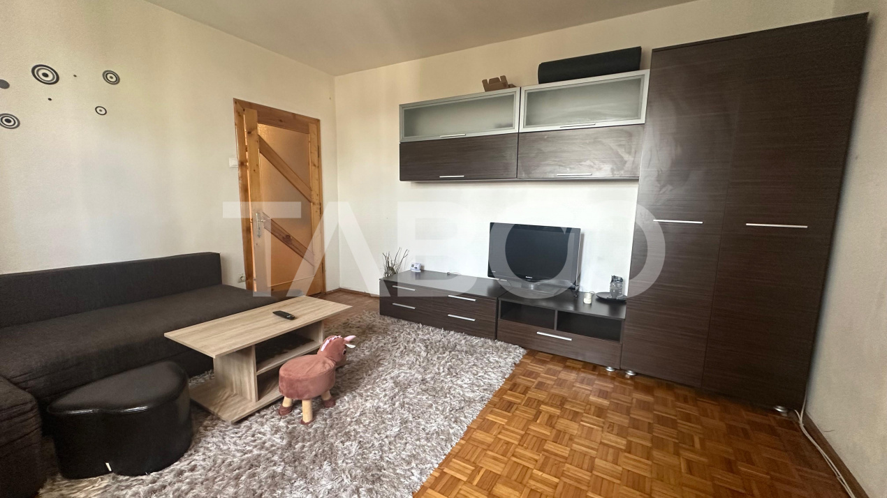 Apartament 2 camere cu balcon mobilat zona Mihai Viteazul Sibiu