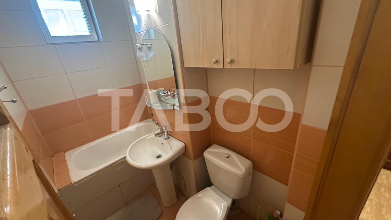 Apartament 2 camere cu balcon mobilat zona Mihai Viteazul Sibiu