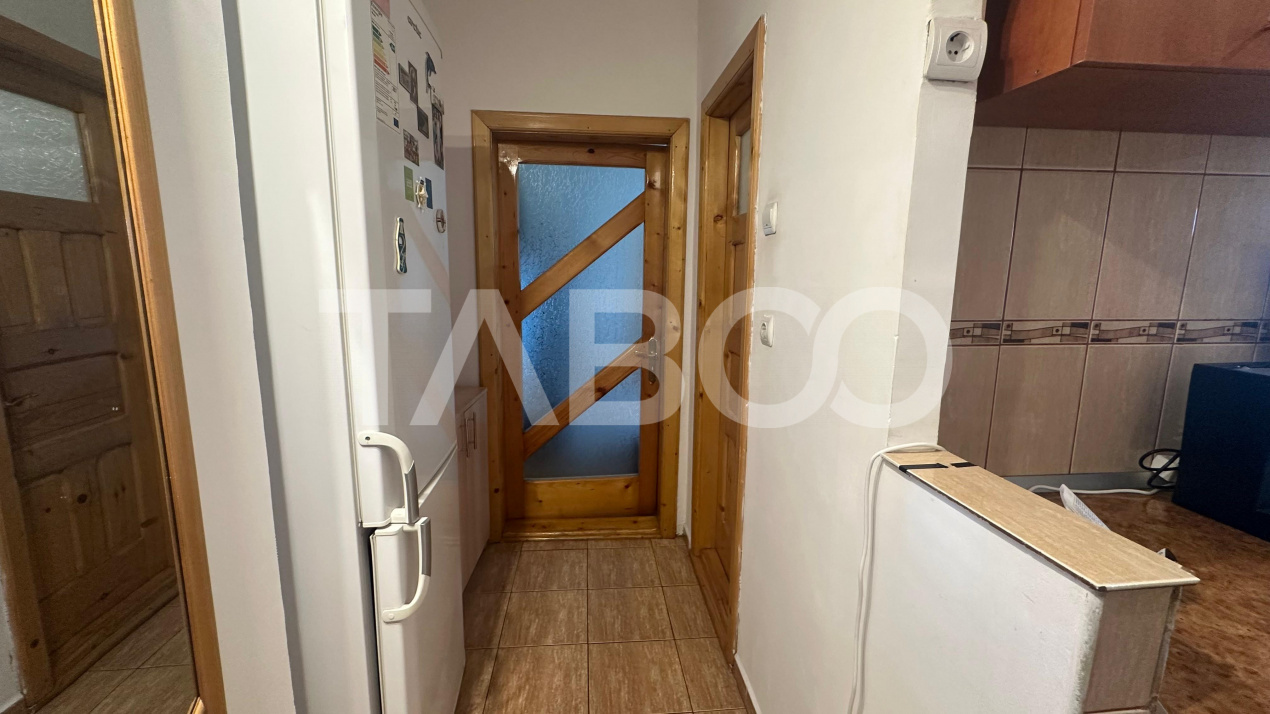 Apartament 2 camere cu balcon mobilat zona Mihai Viteazul Sibiu