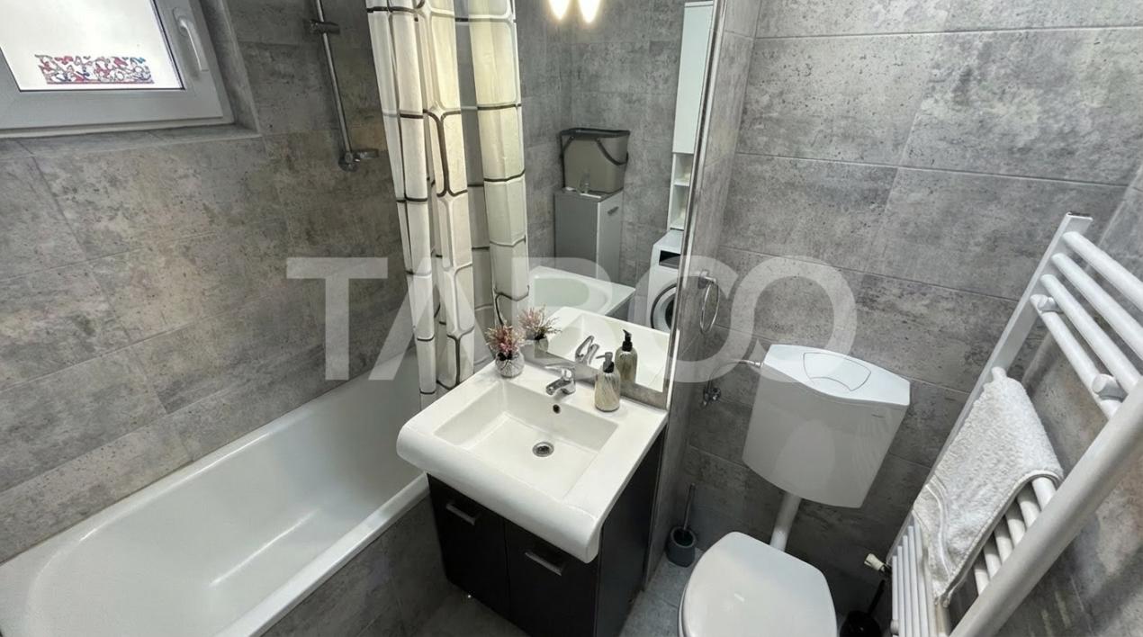 Apartament 2 camere cu Pivnita decomandat zona Valea Aurie Sibiu