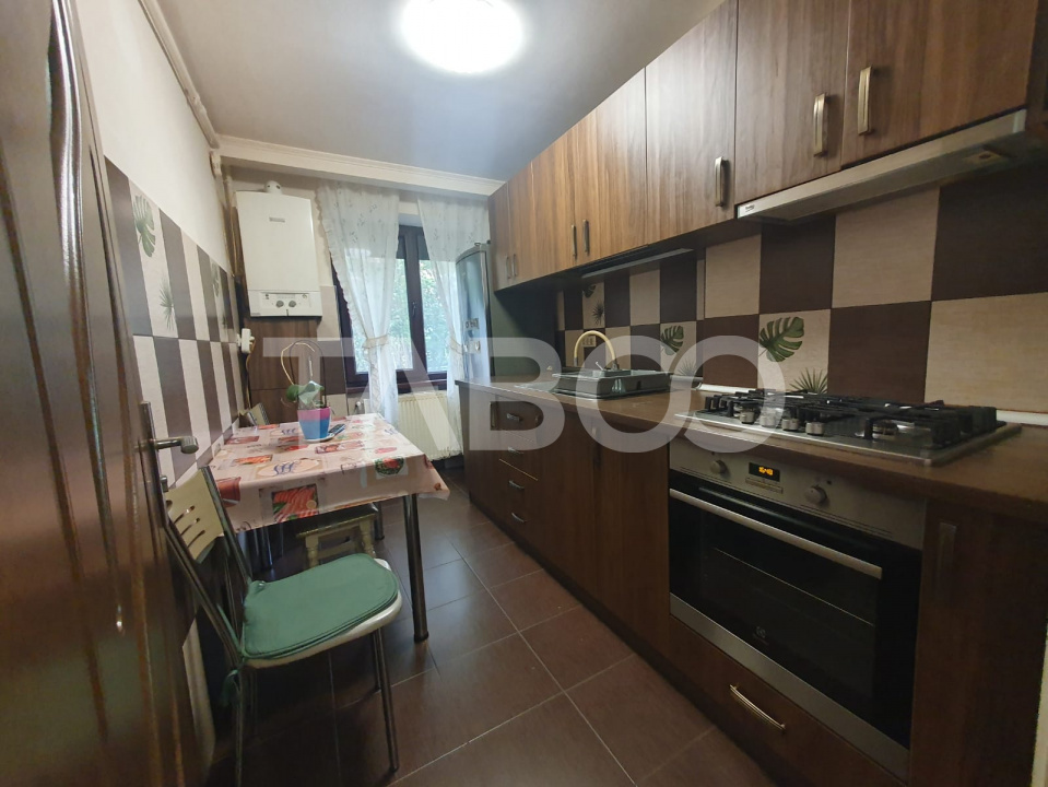 Apartament 2 camere de caramida renovat mobilat-utilat zona Negoiu