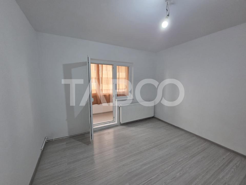 Apartament 2 camere de inchiriat 55 mp + balcon 4 mp prima inchiriere