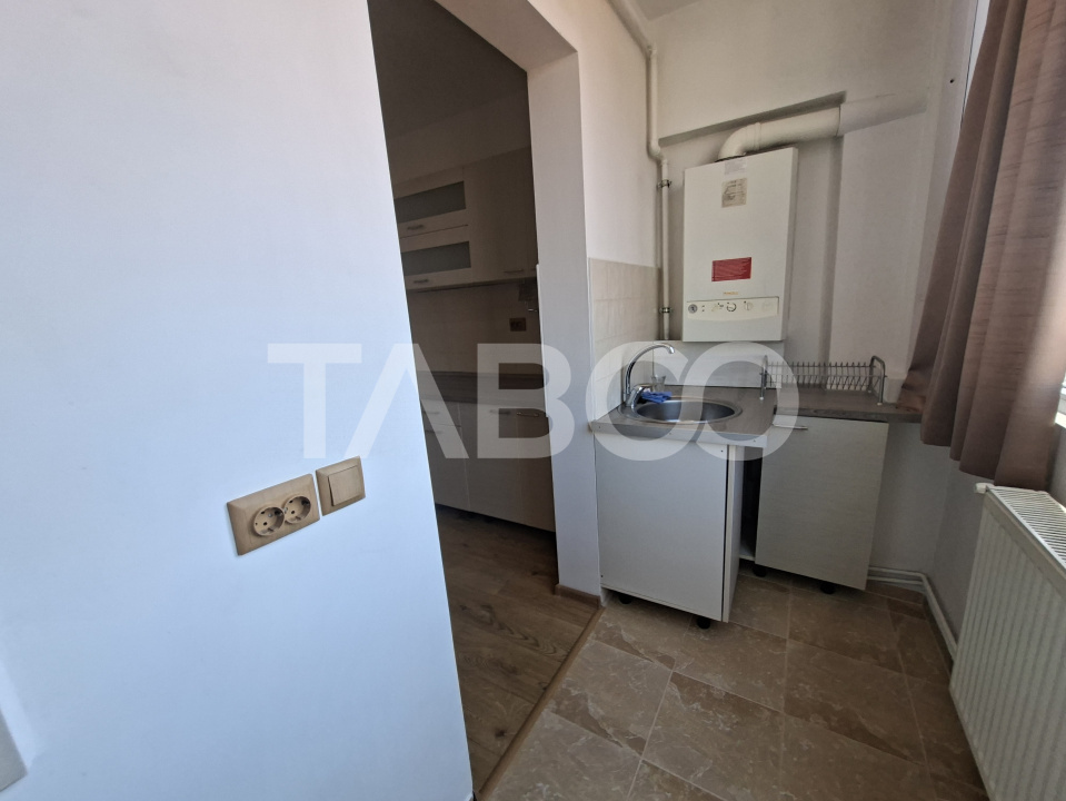 Apartament 2 camere de inchiriat Calea Dumbravii etaj intermediar