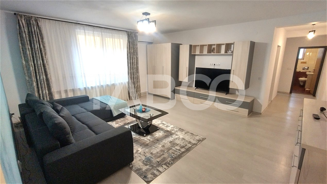 Apartament 2 camere de inchiriat parcare si balcon Strand Sibiu