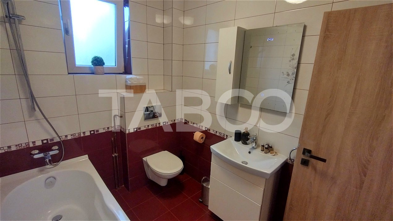 Apartament 2 camere de inchiriat parcare si balcon Strand Sibiu