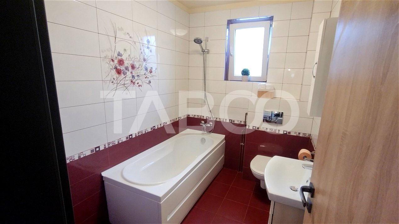Apartament 2 camere de inchiriat parcare si balcon Strand Sibiu