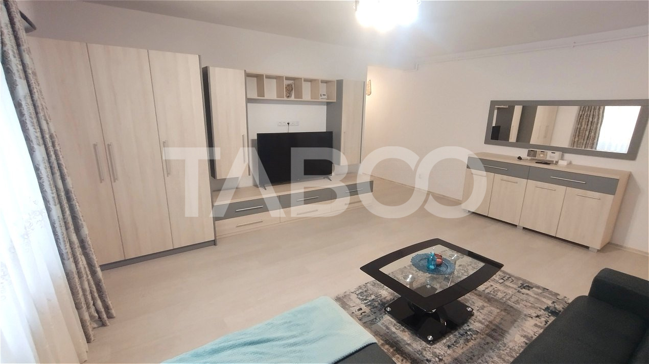 Apartament 2 camere de inchiriat parcare si balcon Strand Sibiu
