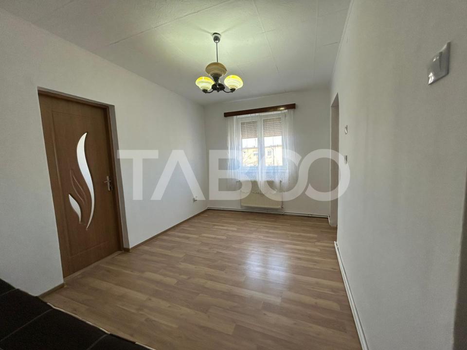 Apartament 2 camere de vanzare 43 mp zona Tiglari Sibiu