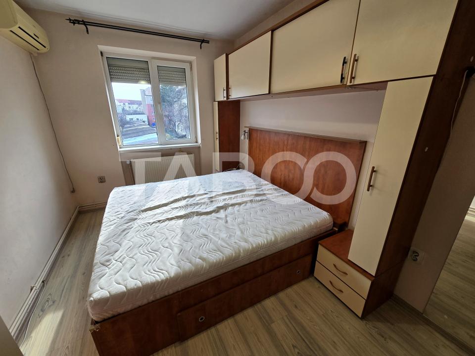 Apartament 2 camere de vanzare 48 utili balcon zona Vasile Aaron Sibiu