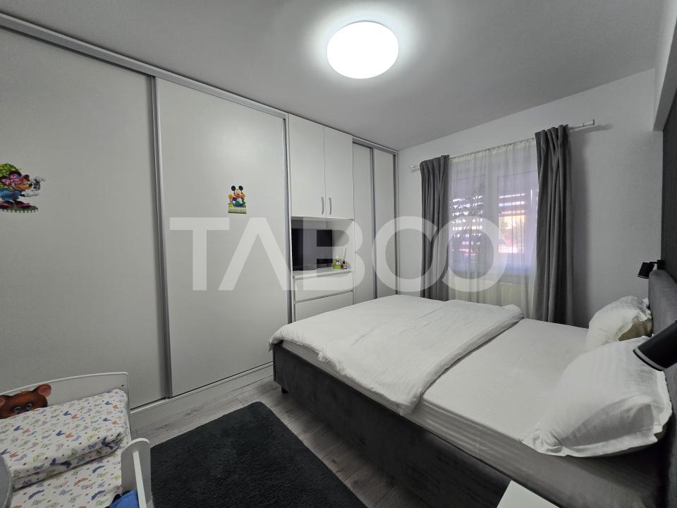 Apartament 2 camere de vanzare 51mp decomandat zona Vasile Aaron Sibiu