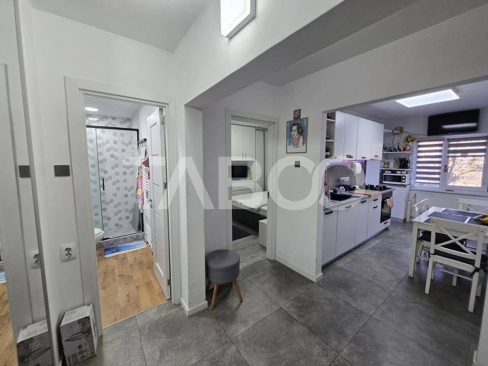 Apartament 2 camere de vanzare 51mp decomandat zona Vasile Aaron Sibiu