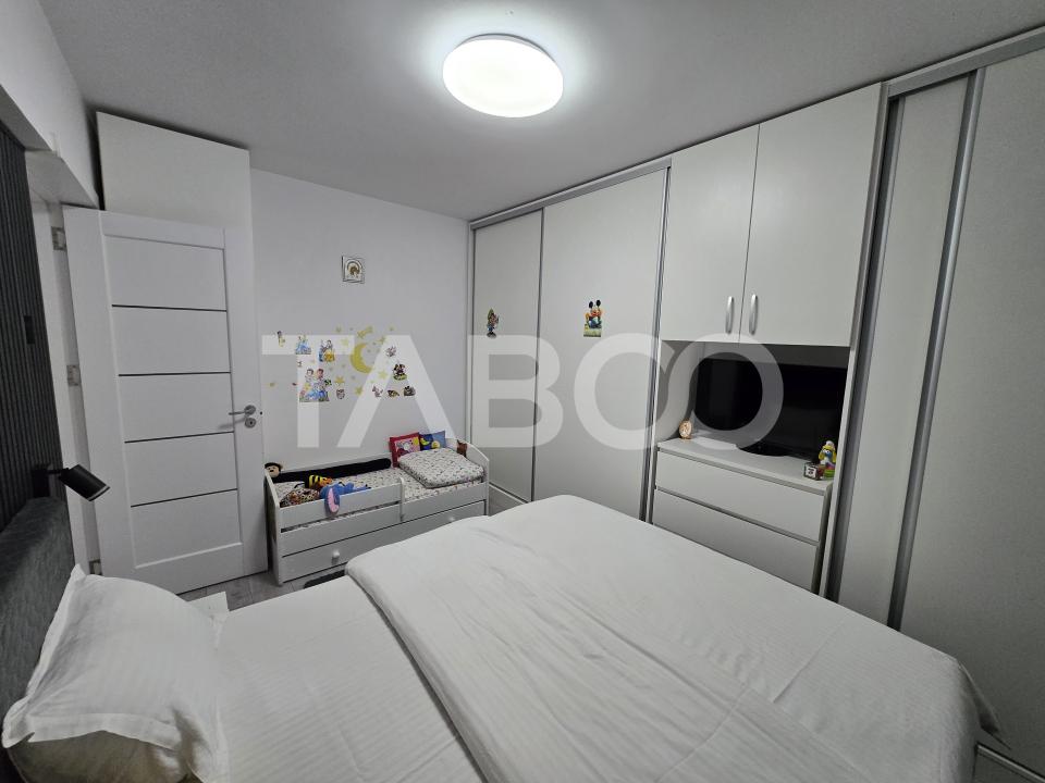 Apartament 2 camere de vanzare 51mp decomandat zona Vasile Aaron Sibiu
