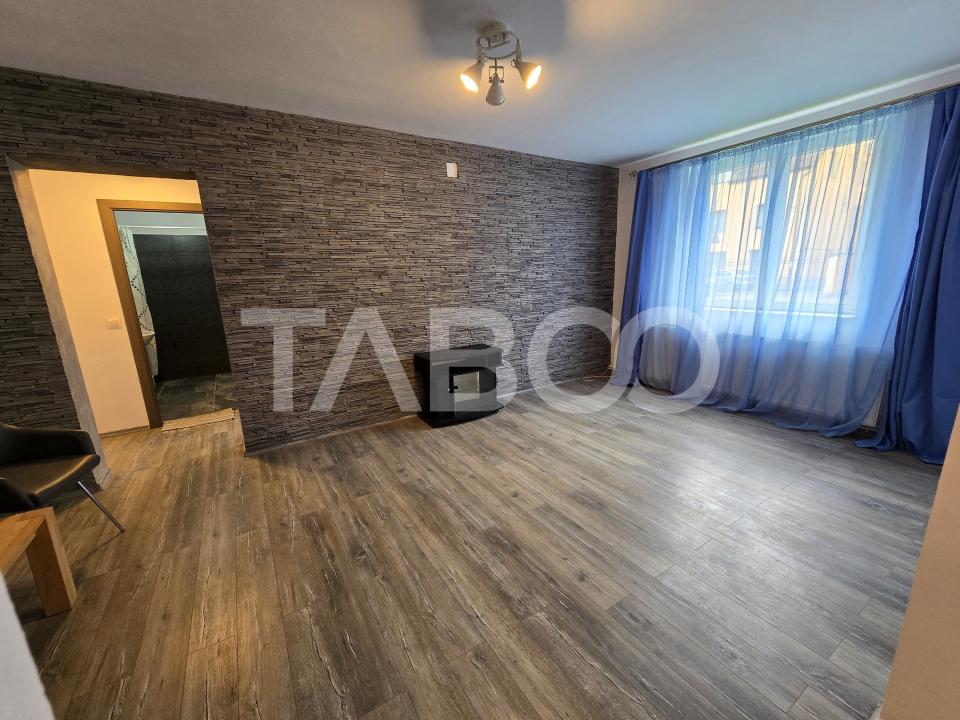 Apartament 2 camere de vanzare 54 mp utili renovat in Strand Sibiu