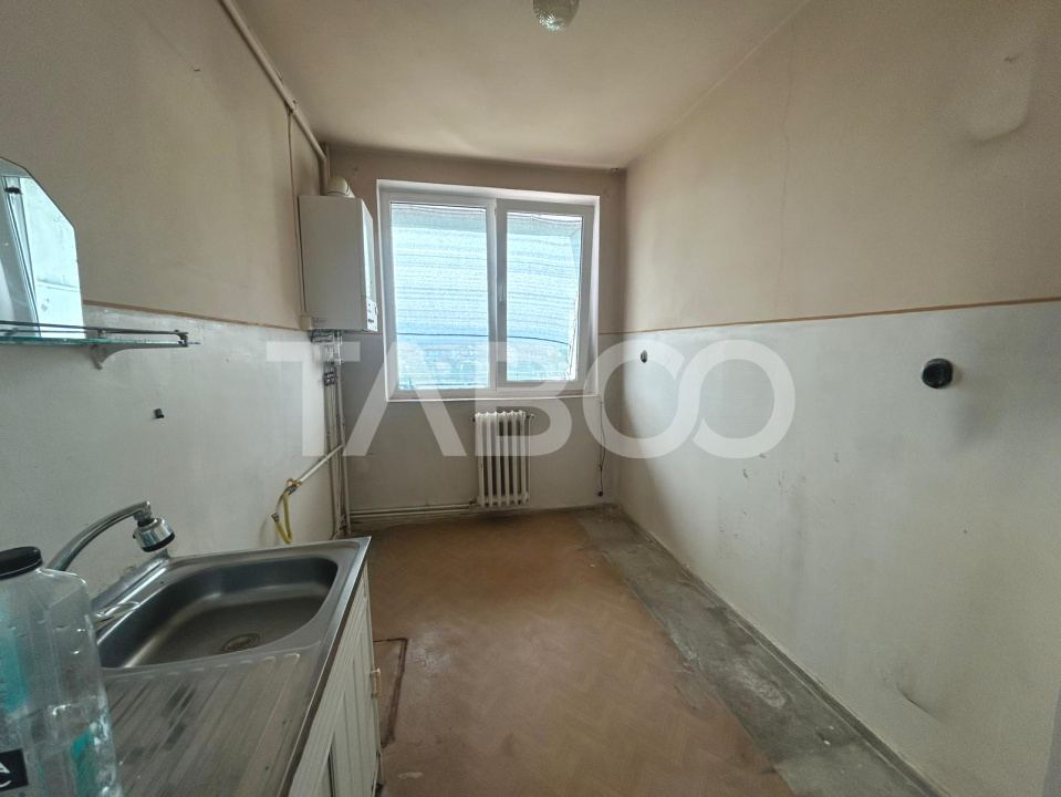 Apartament 2 camere de vanzare cu balcon in zona Mihai Vitezul Sibiu