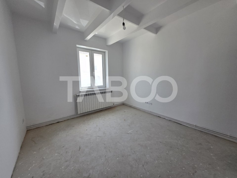 Apartament 2 camere de vanzare decomandat 48 mp zona Turnisor Sibiu