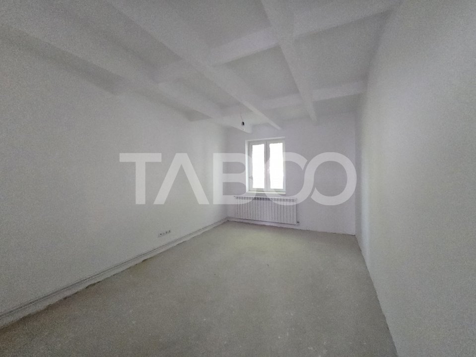 Apartament 2 camere de vanzare decomandat 48 mp zona Turnisor Sibiu