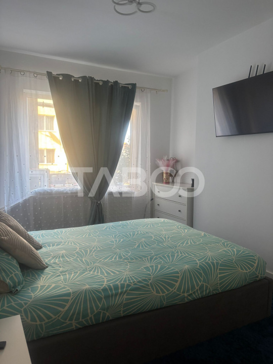 Apartament 2 camere de vanzare decomandate cu parcare in Floresti