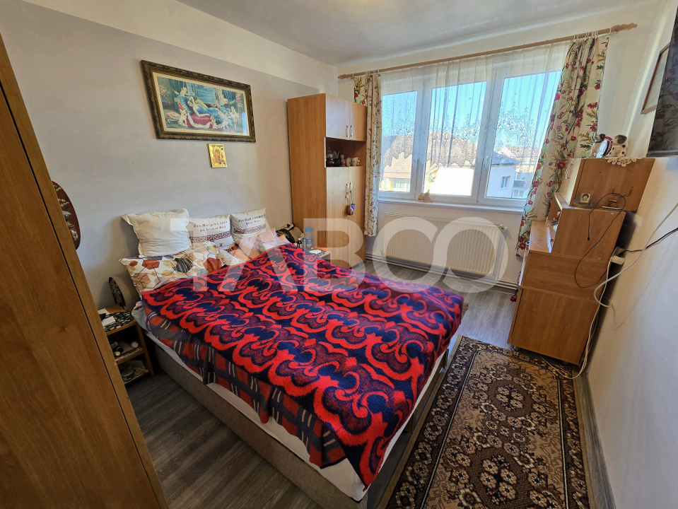 Apartament 2 camere de vanzare etaj intermediar Mihai Viteazul Sibiu