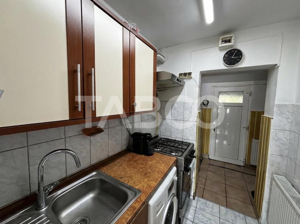 Apartament  2 camere de vanzare la parter 36mp utili  zona Tiglari