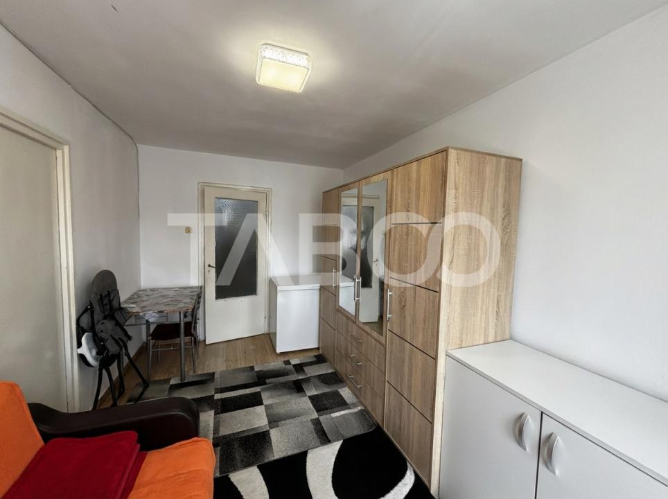 Apartament  2 camere de vanzare la parter 36mp utili  zona Tiglari
