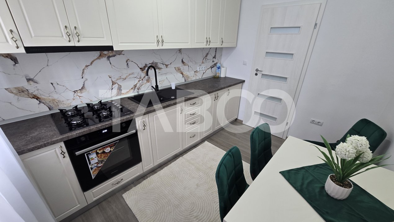 Apartament 2 camere de vanzare Strand etaj intermediar mobilat utilat