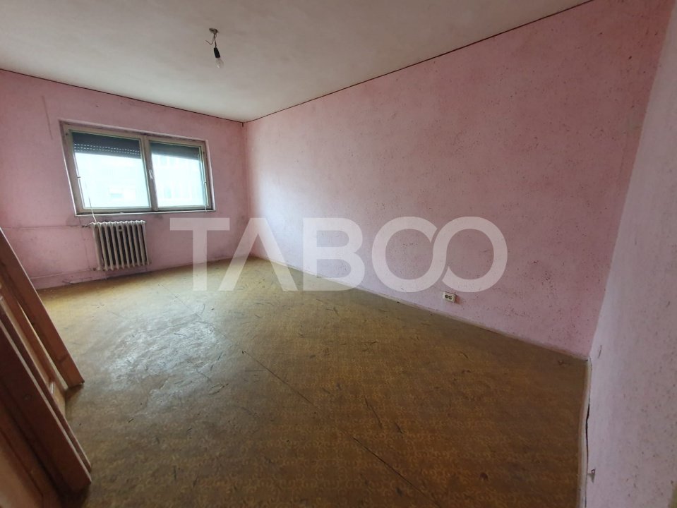 Apartament 2 camere decomandat 45 mp utili zona Plopului in Fagaras - Plopului