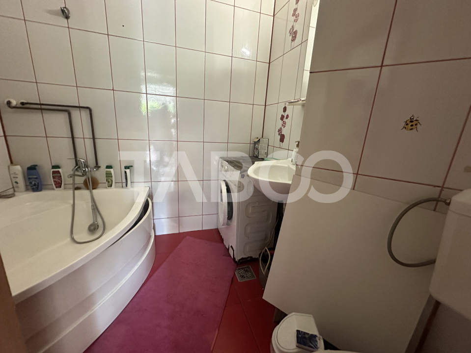 Apartament 2 camere decomandat 55 mp utili Aleea Iasomiei Turnisor
