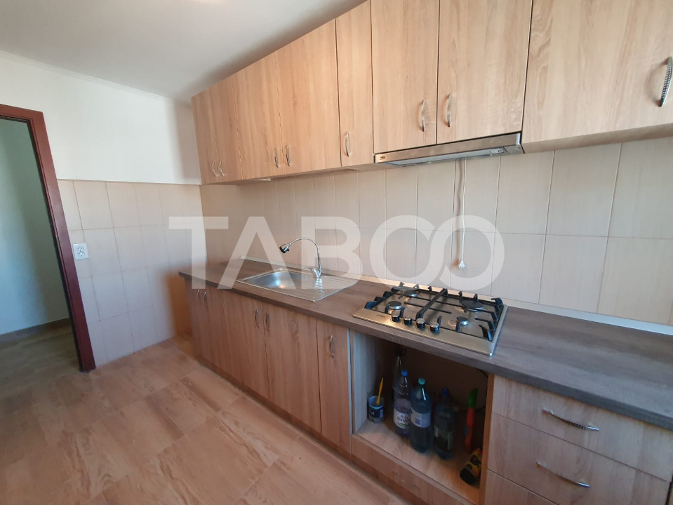 Apartament 2 camere decomandat 60 mp + 5 mp balcon zona Octavian Paler