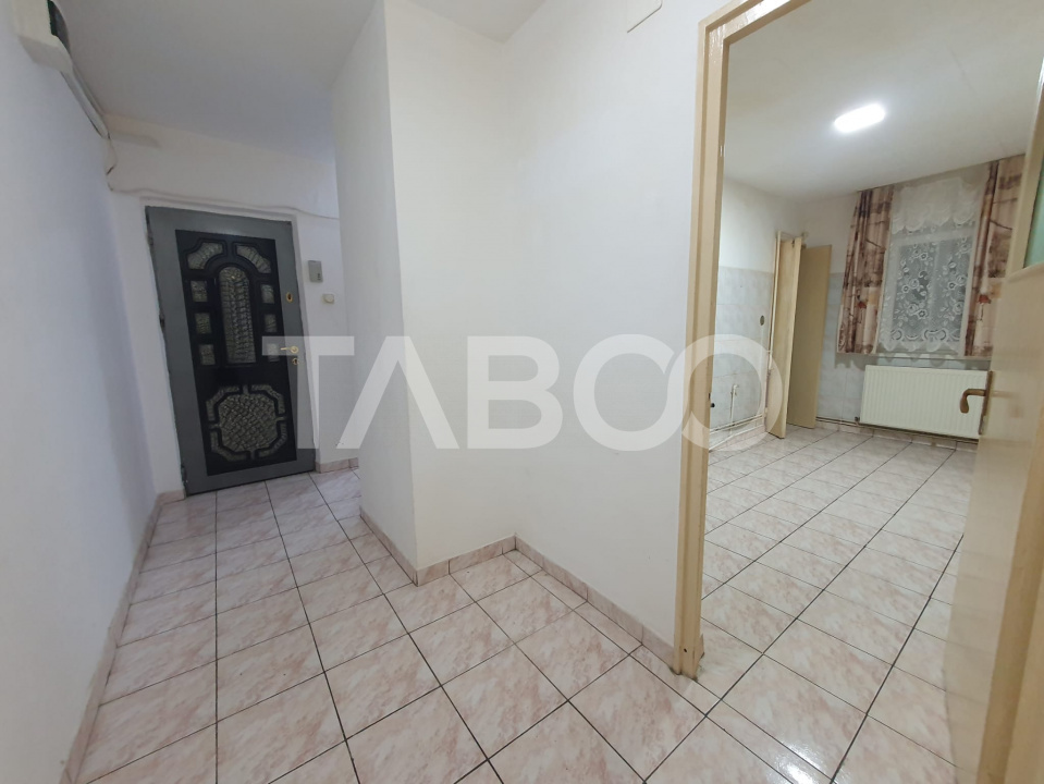 Apartament 2 camere decomandat Zona Stejarului 55 mp utili