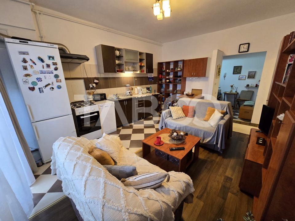 Apartament 2 camere etaj 2 balcon lift Doamna Stanca Sibiu Comision 0