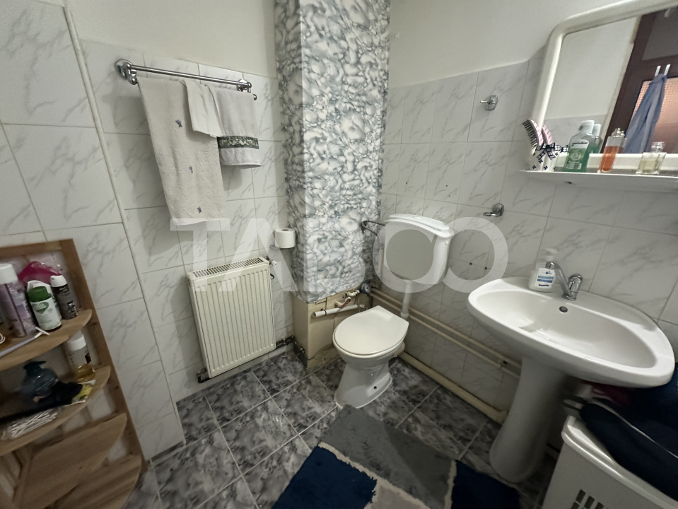 Apartament 2 camere etaj 3 complet mobilat si utilat Zona Plopului