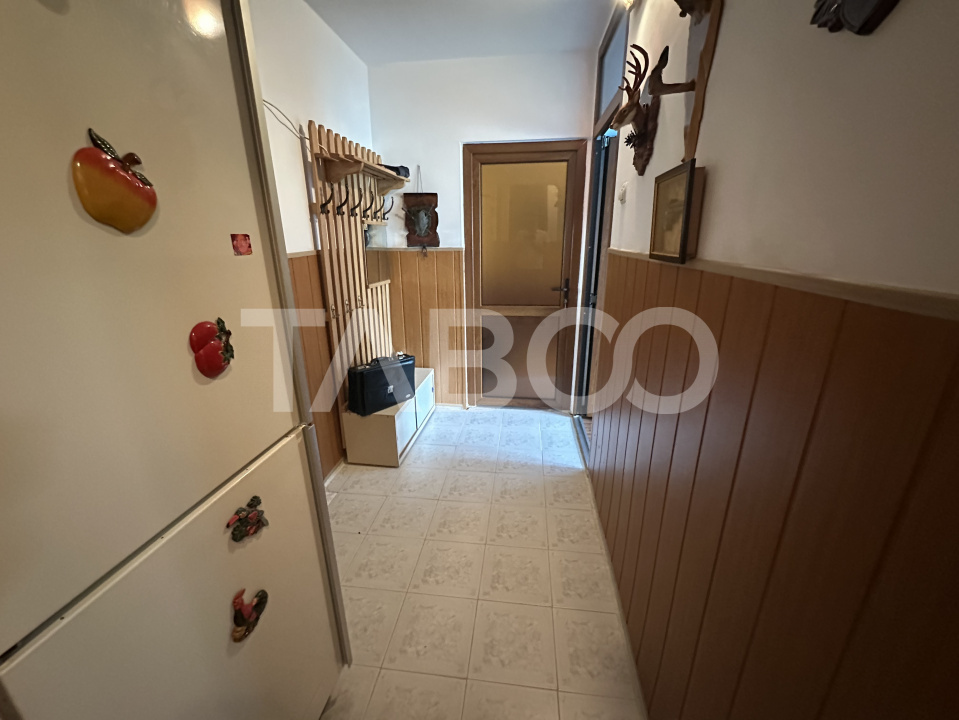 Apartament 2 camere etaj 3 complet mobilat si utilat Zona Plopului