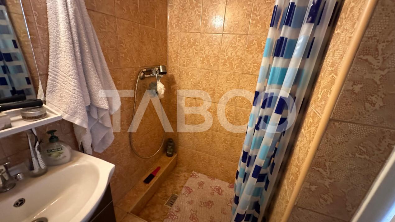 Apartament 2 camere la casa cu cu pivnita Selimbar Sibiu