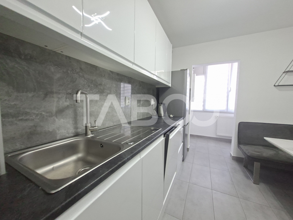 Apartament 2 camere la prima inchiriere etajul 2 Vasile Aaron