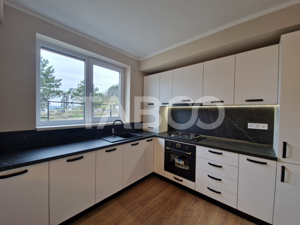 Apartament 2 camere parter 54 mp utili balcon loc de parcare Cristian