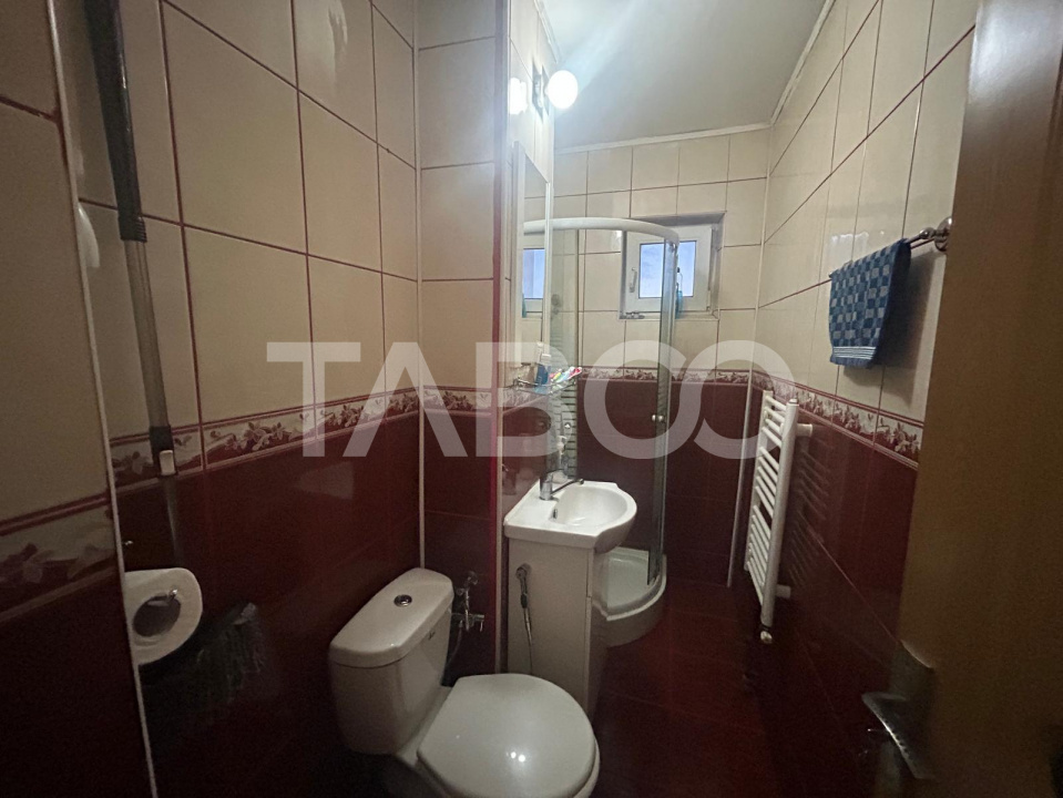 Apartament 2 camere pretabil investitie sigura in zona Vasile Aaron 