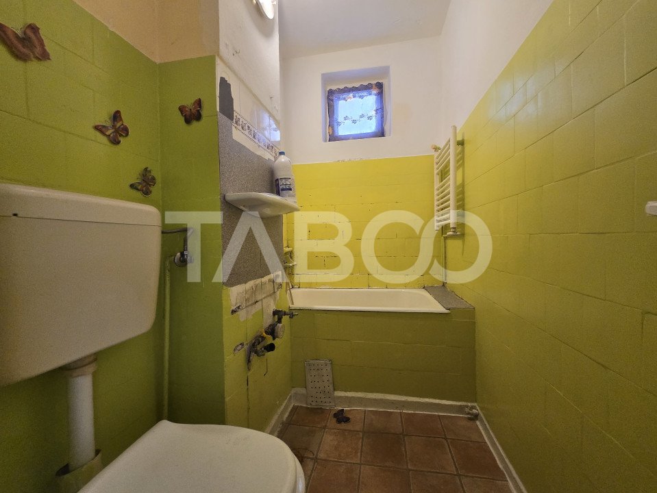 Apartament 2 camere si balcon de vanzare 37mp zona Mihai Viteazu Sibiu