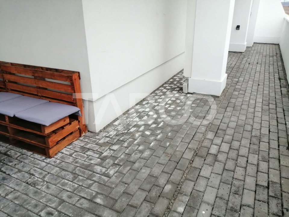 Apartament 2 camere terasa 40mp loc parcare boxa depozitare Turnisor