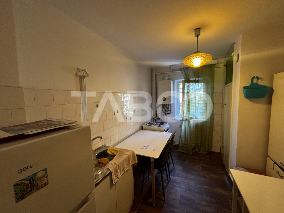 Apartament 3 camere 2 baii  de inchiriat   mobilat utilat Strand